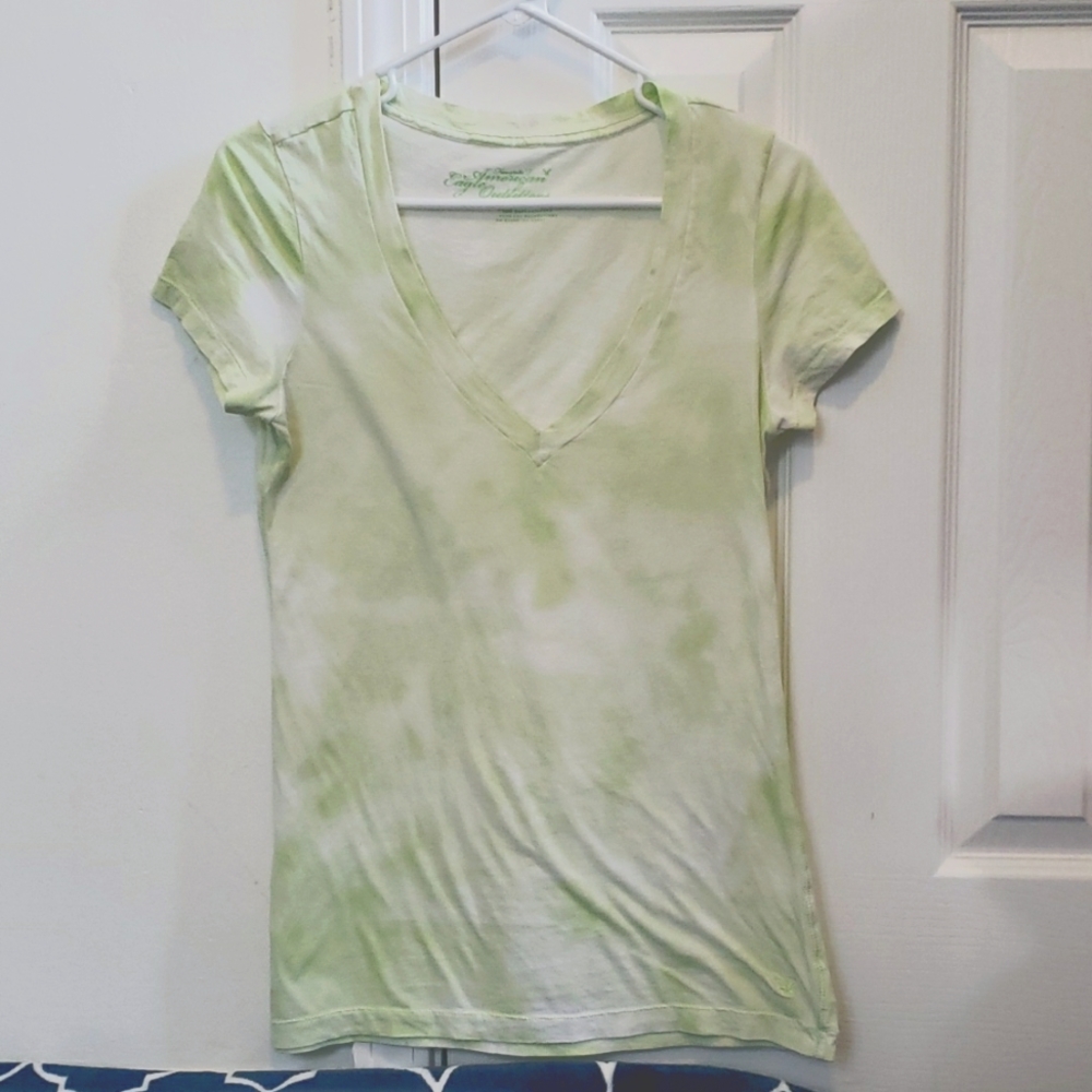 AE Green Tie Dye V-Neck